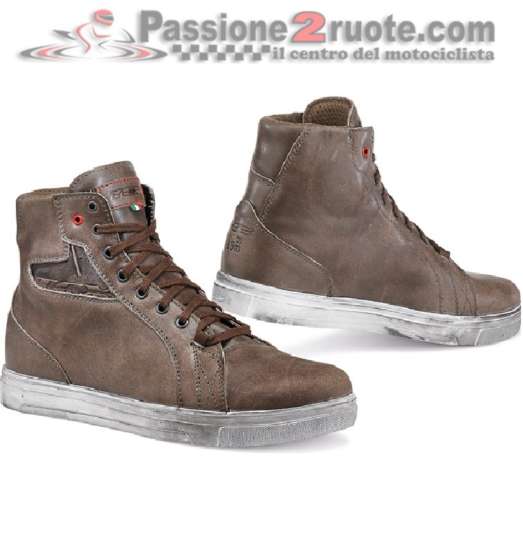 Scarpe Tcx Street Ace Waterproof coffee brown