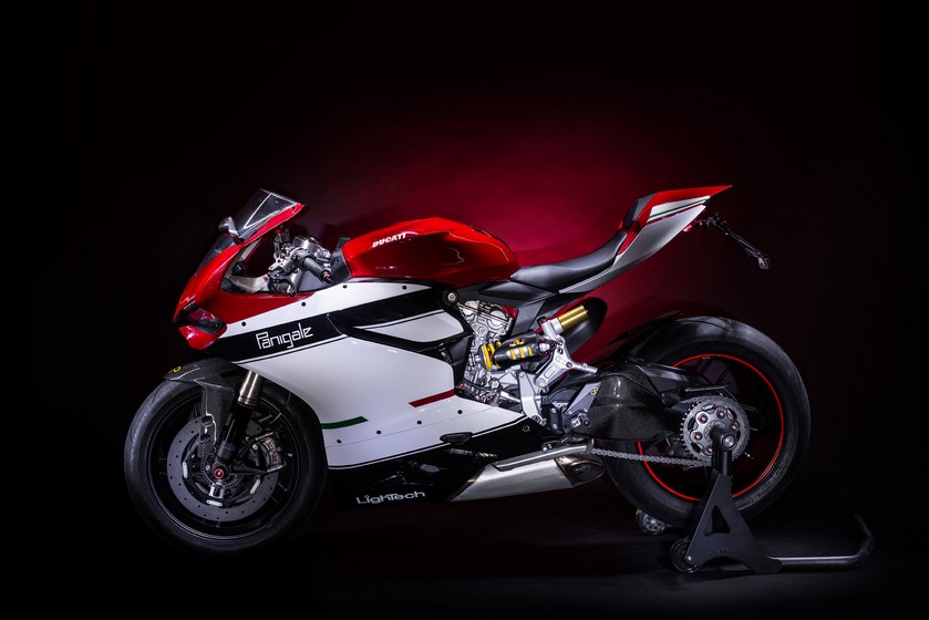 Carter Protezione Catena Carbonio Ducati 1199 Panigale (12-14) Lightech CARD1012