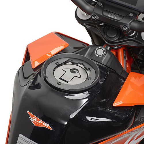 Borsa da serbatoio Ktm Duke 125 390 2017-20 Givi ST611 Tanklock Moto tank bag con flangia BF33