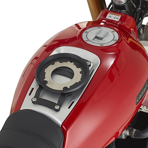Borsa da serbatoio Fantic Caballero Scarmbler 125-250-500 Givi ST611 Tanklock Moto tank bag con flangia BF43